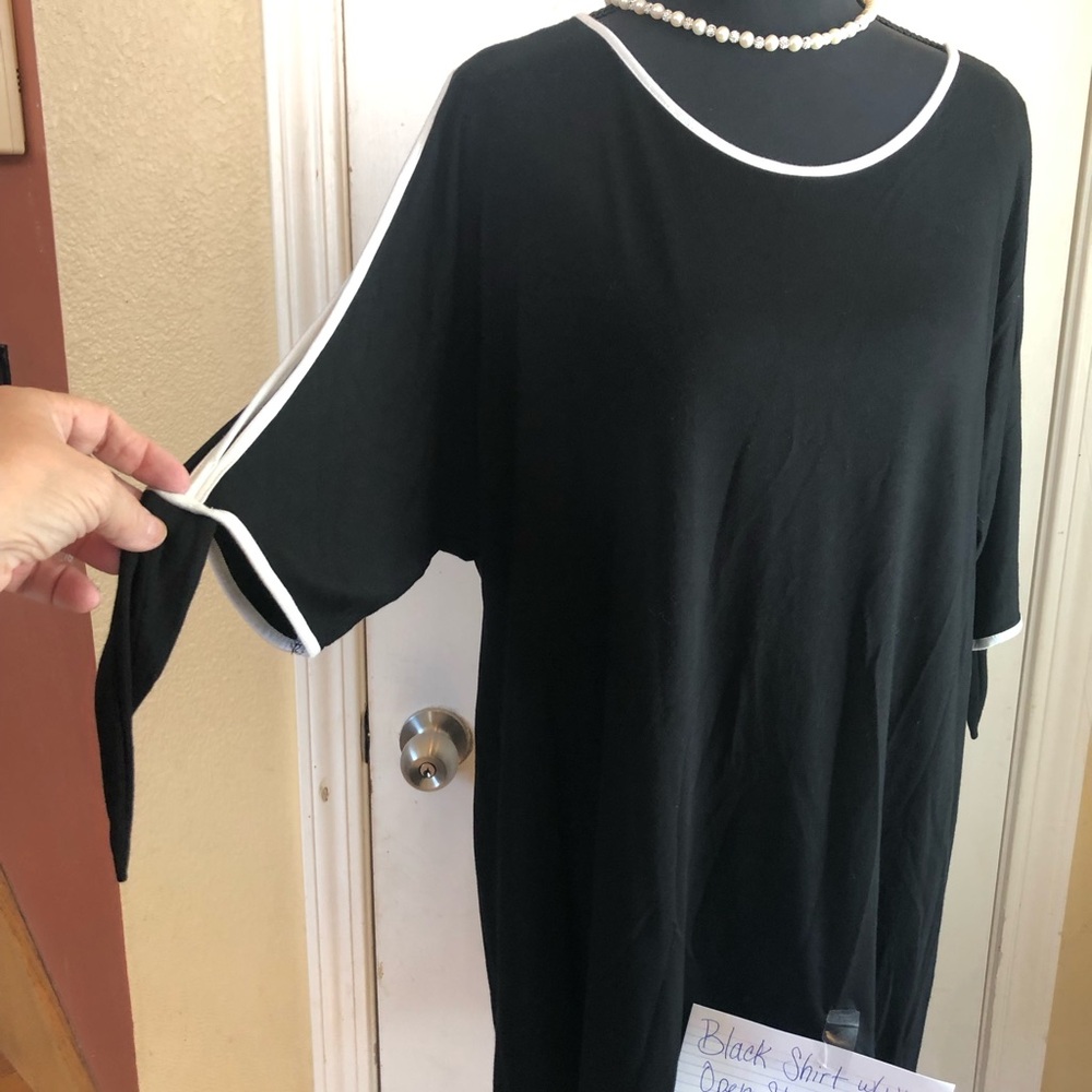 Cable & Gauge Black Tunic with White Trim